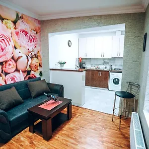 Second House Rustaveli Apartament Tbilisi